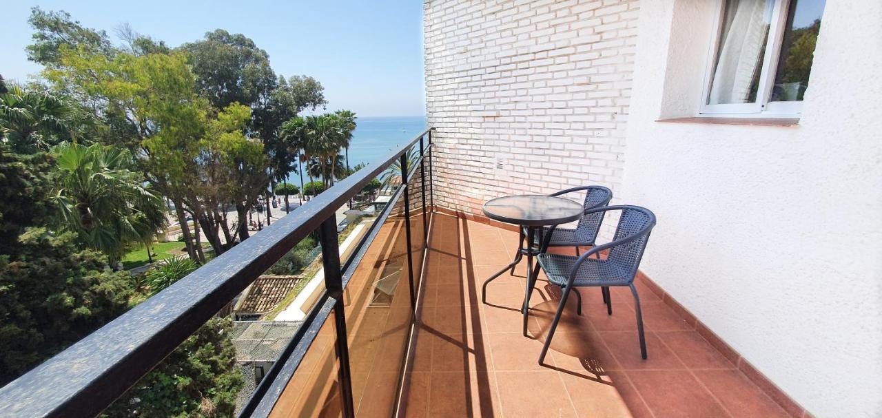 Skol 329 - Spacious Beachfront With Sea Views Marbella