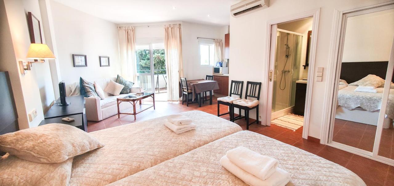 Skol 329 - Spacious Beachfront With Sea Views Apartment *